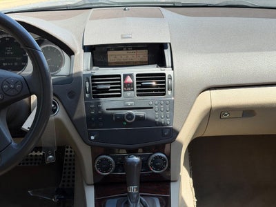 2009 Mercedes-Benz C-Class 4dr Sdn 3.0L Luxury RWD