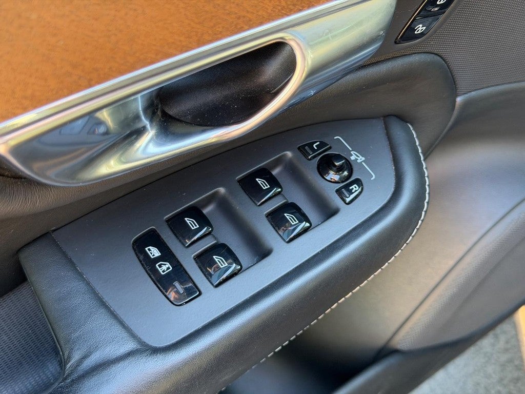 2019 Volvo XC90 T6 AWD Inscription