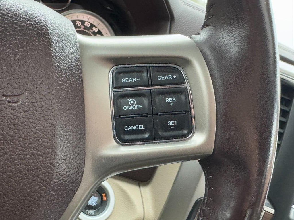 2018 RAM 1500 Laramie 4x4 Crew Cab 5'7" Box