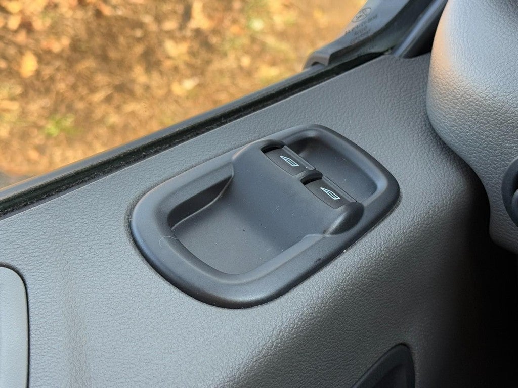 2024 Ford Transit Passenger Wagon T-350 148