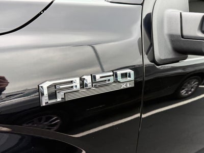 2016 Ford F-150 2WD Reg Cab 122.5" XL