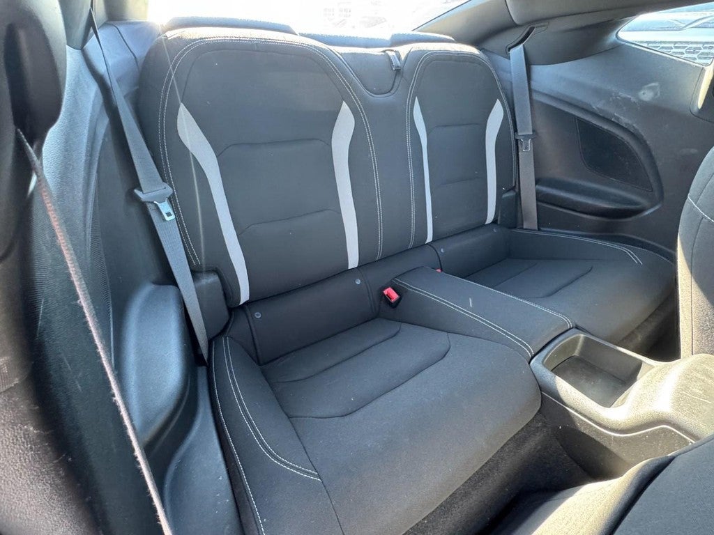 2021 Chevrolet Camaro 2dr Cpe 1LT