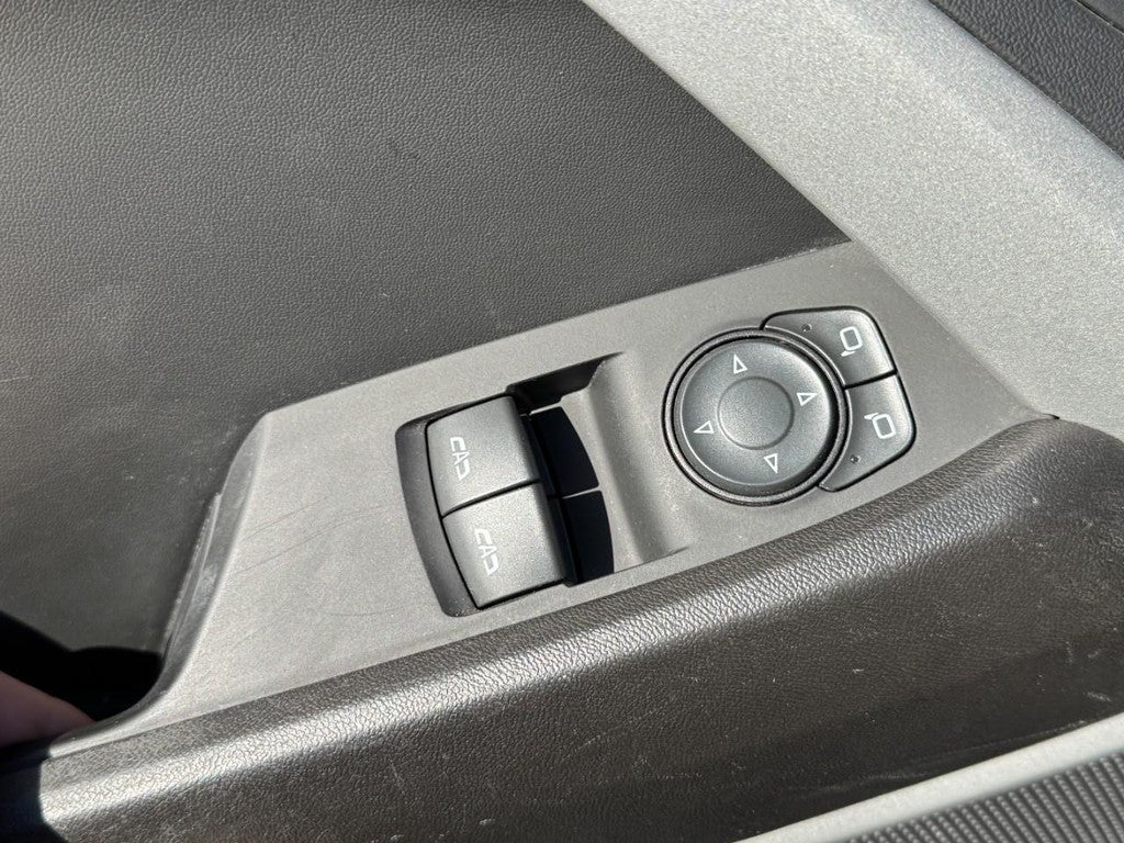 2021 Chevrolet Camaro 2dr Cpe 1LT