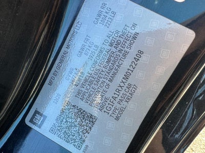 2021 Chevrolet Camaro 2dr Cpe 1LT