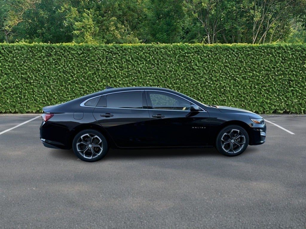 Used 2021 Chevrolet Malibu 1LT with VIN 1G1ZD5ST3MF066926 for sale in Ellisville, MO