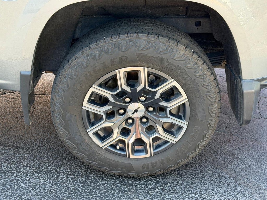 2023 Chevrolet Colorado 4WD Crew Cab Z71