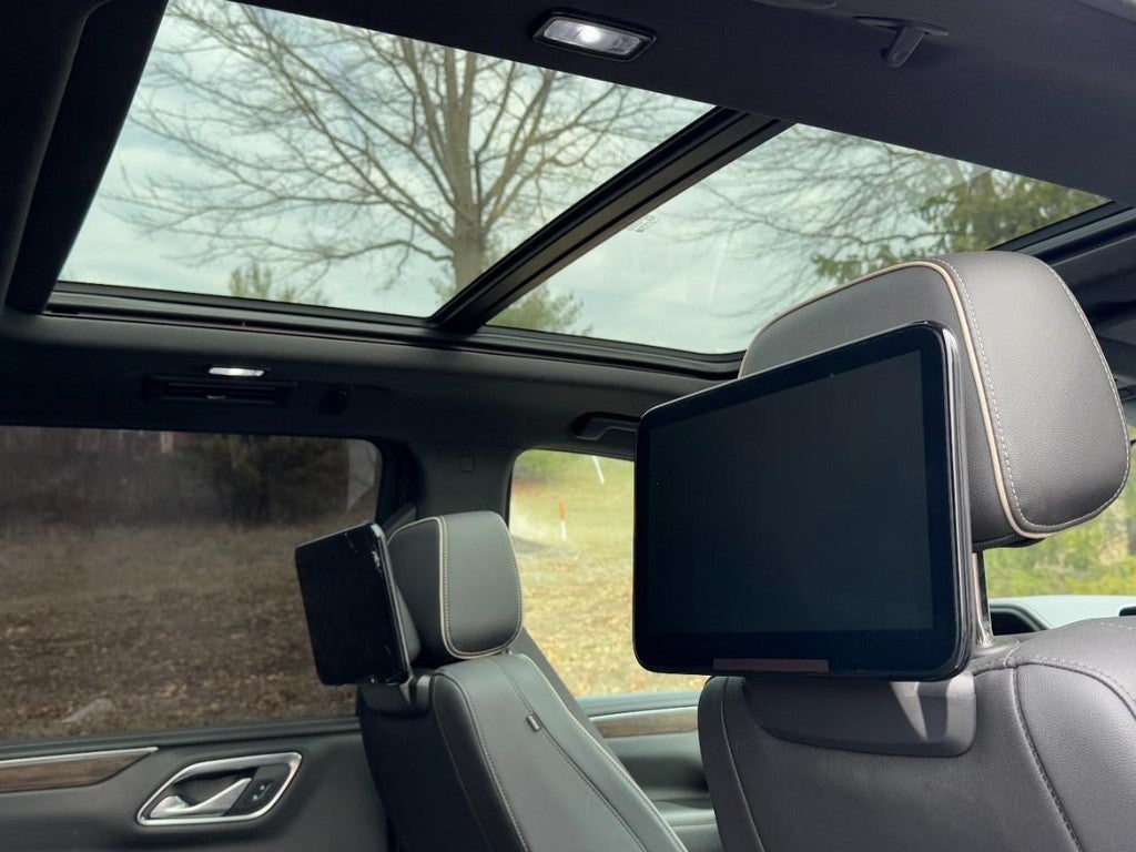 2021 Chevrolet Suburban 4WD 4dr Premier