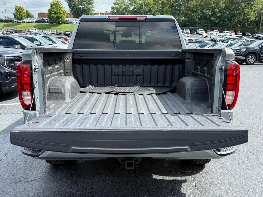 2025 GMC Sierra 1500 4WD Crew Cab 147" Elevation w/3SB