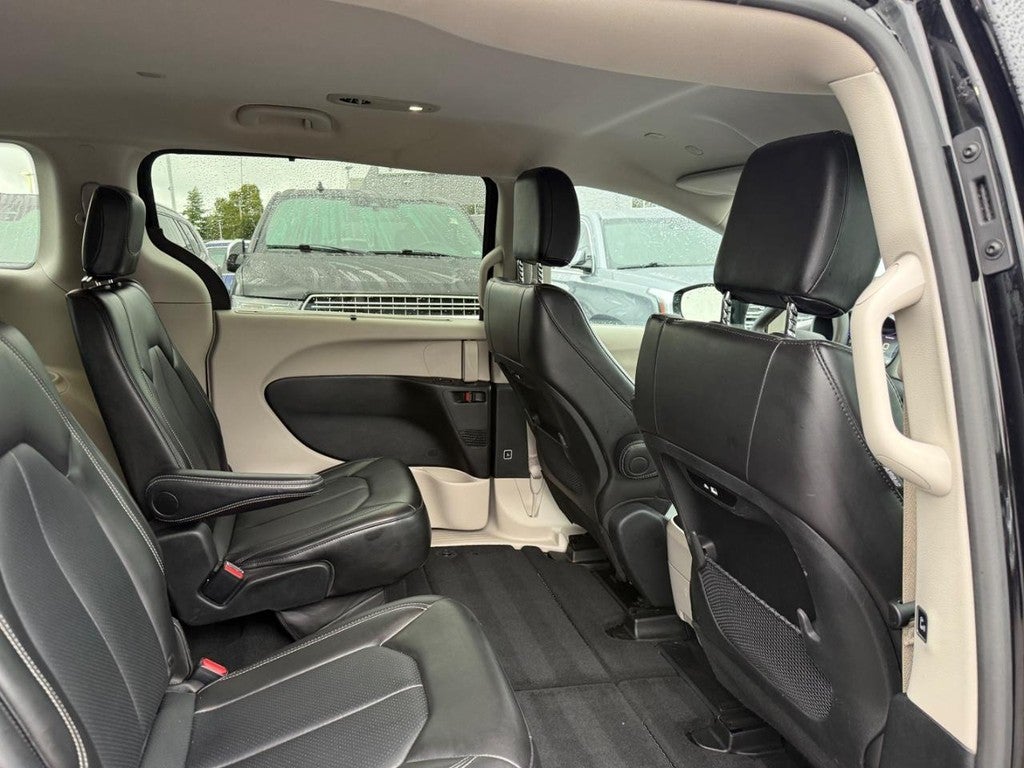 2024 Chrysler Pacifica Touring L FWD