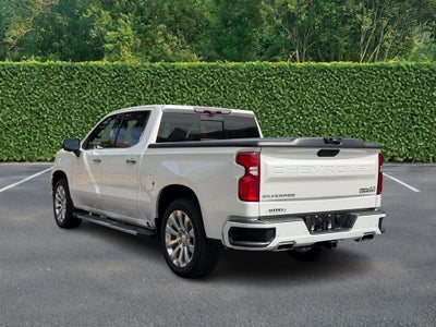 2021 Chevrolet Silverado 1500 4WD Crew Cab 147" High Country