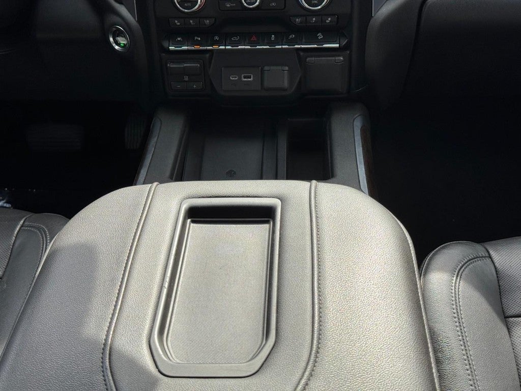 2019 GMC Sierra 1500 4WD Crew Cab 147" SLT