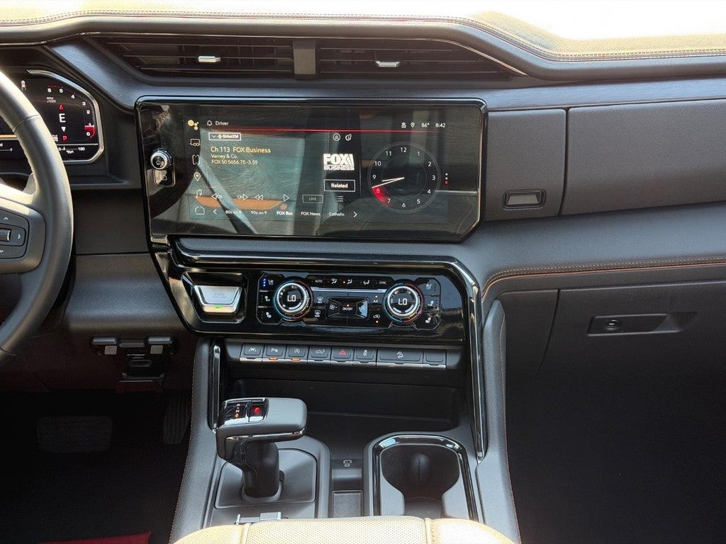 2024 GMC Sierra 1500 4WD Crew Cab 147" AT4