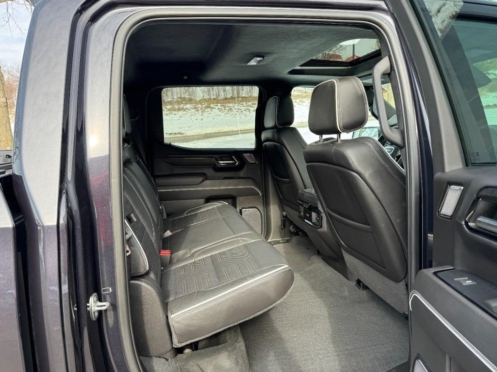 2023 GMC Sierra 1500 4WD Crew Cab 147" AT4X