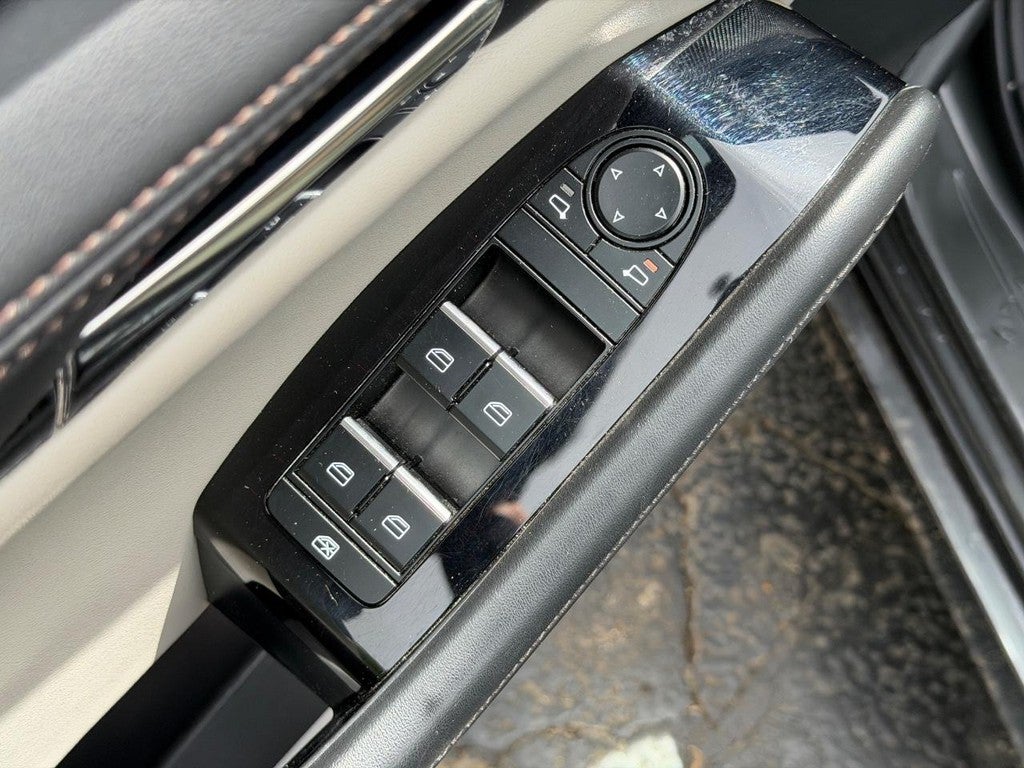 2023 Mazda Mazda3 Sedan 2.5 S Preferred FWD