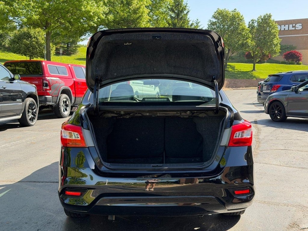 2019 Nissan Sentra SV CVT