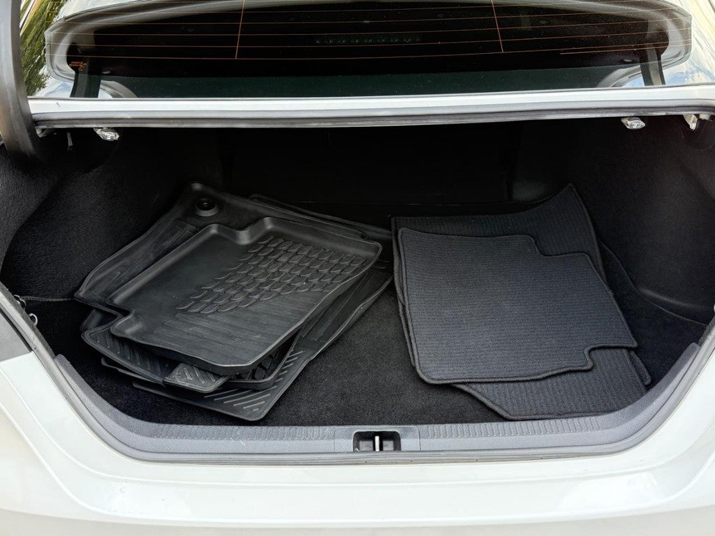 2020 Toyota Camry XSE Auto (Natl)