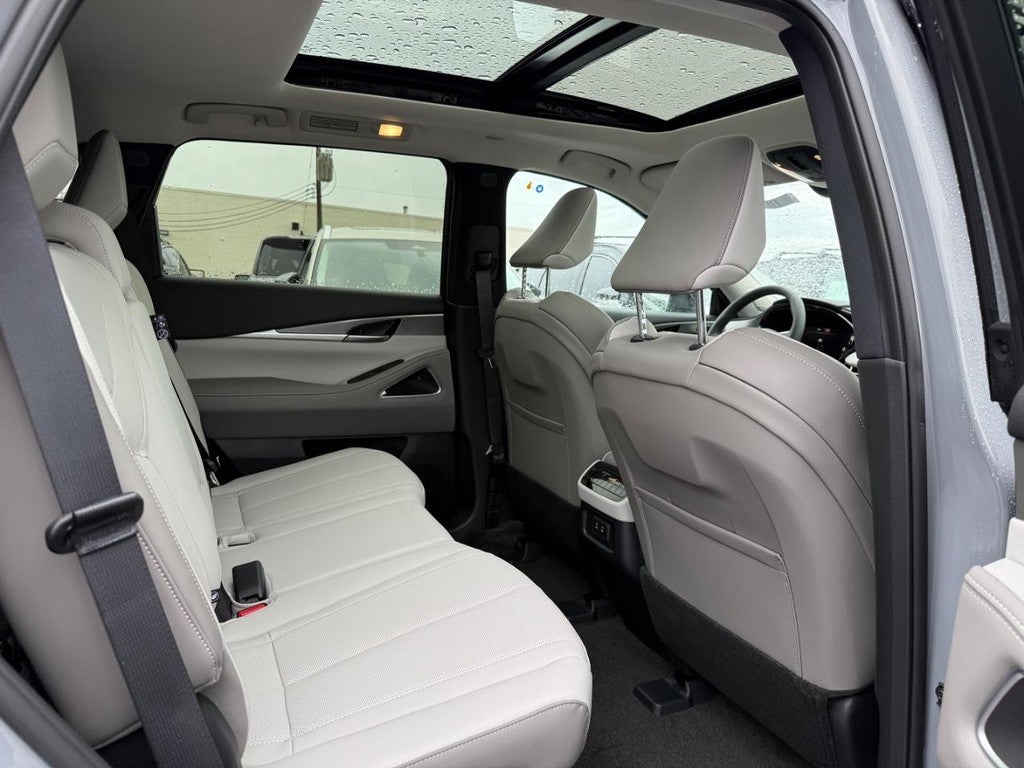 2027 INFINITI QX60 LUXE AWD