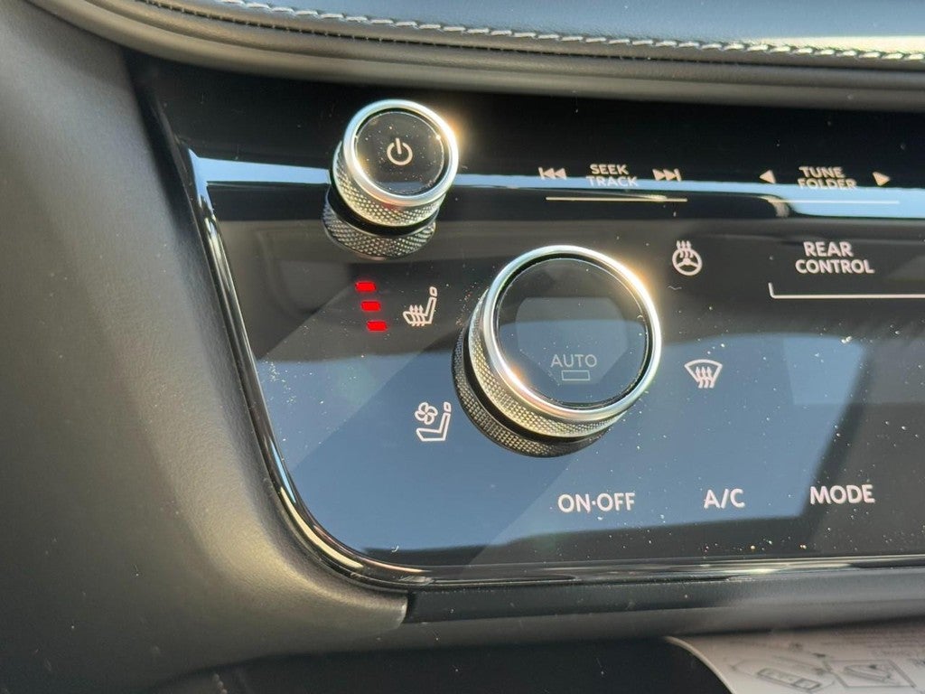 2026 INFINITI QX60 LUXE AWD