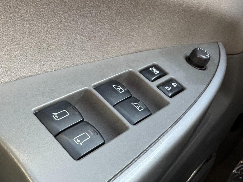 2008 Nissan Quest 4dr S