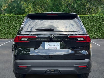 2026 Toyota Grand Highlander Hybrid XLE AWD (Natl)