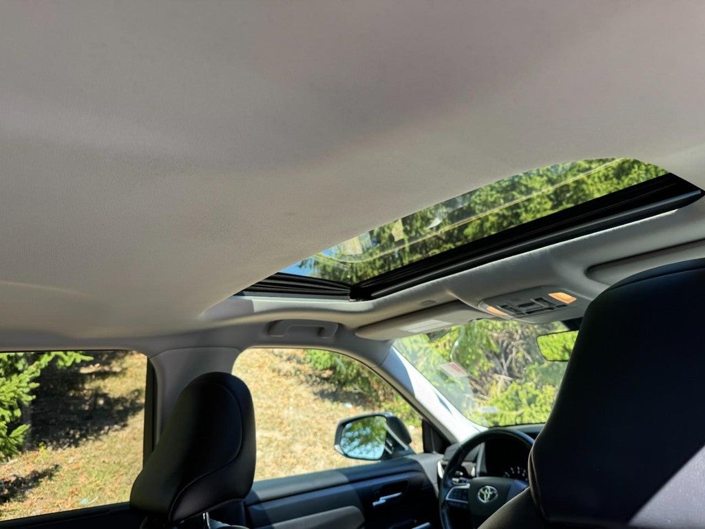 2021 Toyota Highlander XLE AWD (Natl)