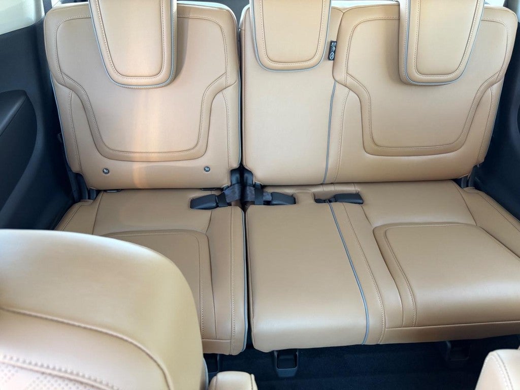2026 INFINITI QX80 LUXE AWD