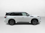 2027 INFINITI QX80 LUXE AWD