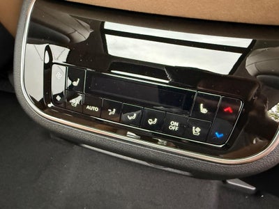 2027 INFINITI QX80 LUXE AWD