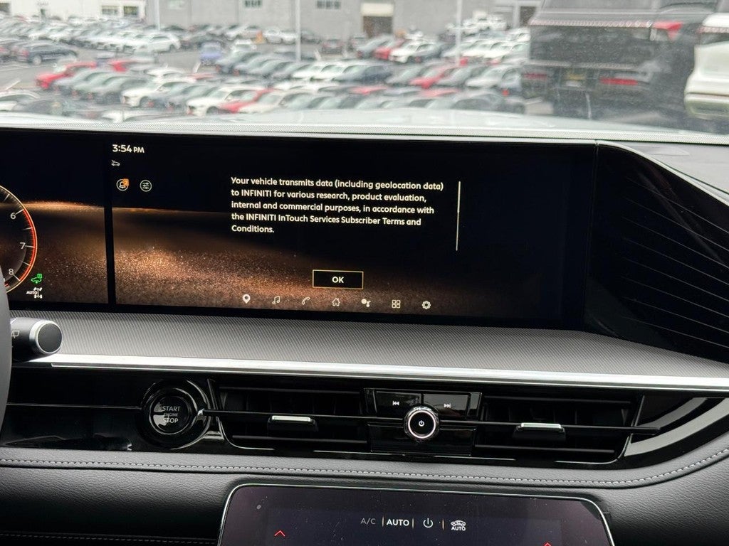 2027 INFINITI QX80 LUXE AWD