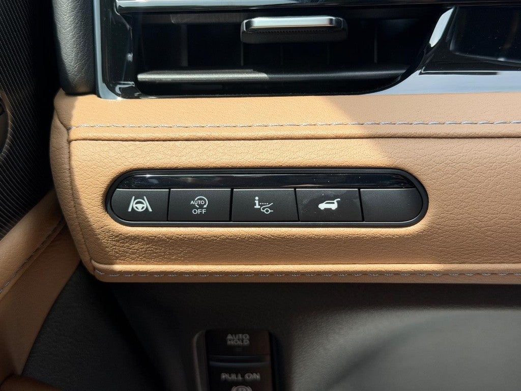 2027 INFINITI QX80 LUXE AWD