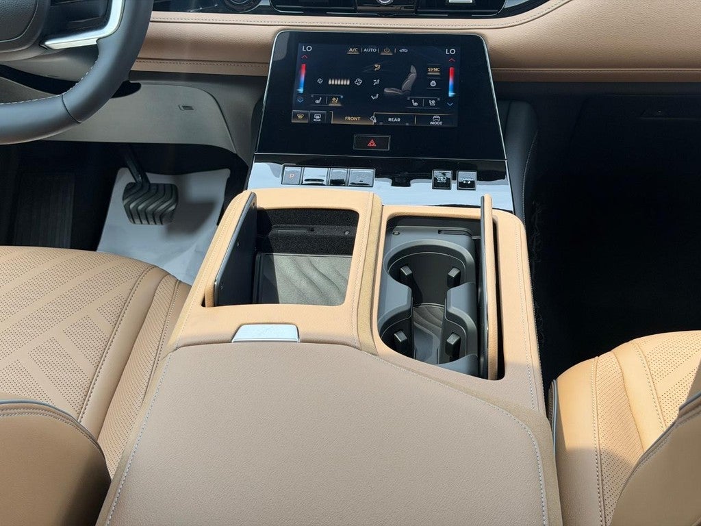 2027 INFINITI QX80 LUXE AWD