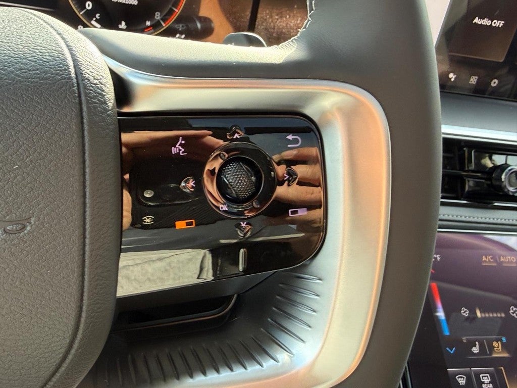 2027 INFINITI QX80 LUXE AWD