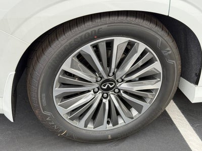 2027 INFINITI QX80 LUXE AWD