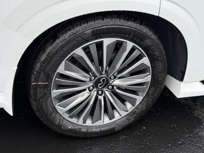 2027 INFINITI QX80 LUXE AWD