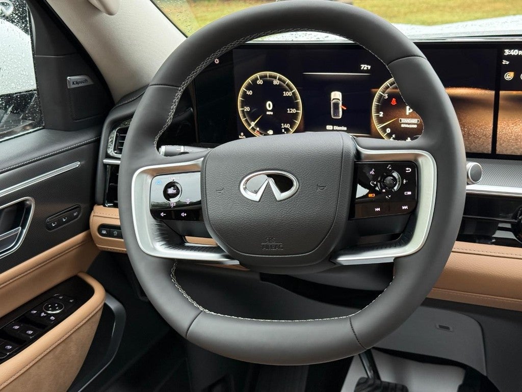 2027 INFINITI QX80 LUXE AWD