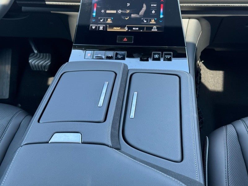 2026 INFINITI QX80 LUXE AWD