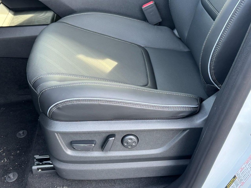 2026 INFINITI QX80 LUXE AWD