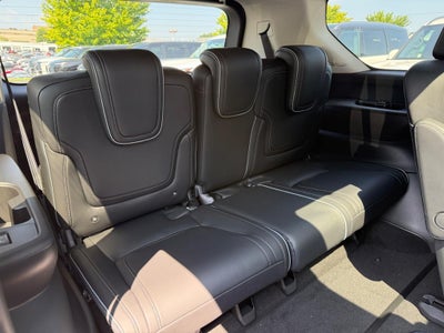 2027 INFINITI QX80 LUXE AWD