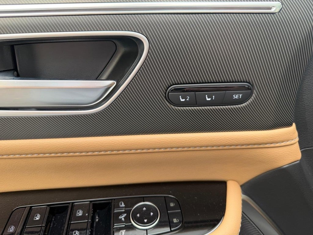 2027 INFINITI QX80 LUXE AWD