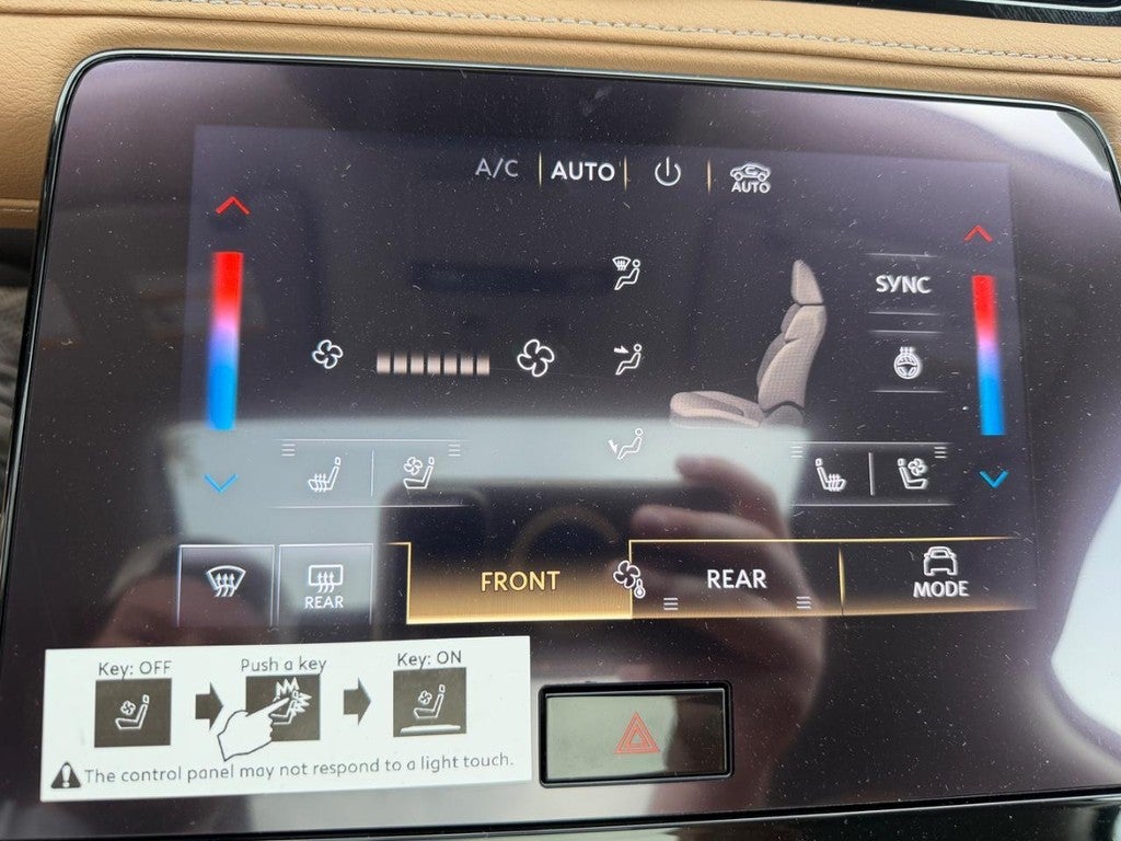 2027 INFINITI QX80 LUXE AWD