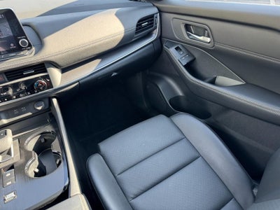 2024 Nissan Rogue FWD SV