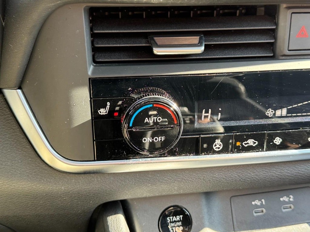 2024 Nissan Rogue FWD SV