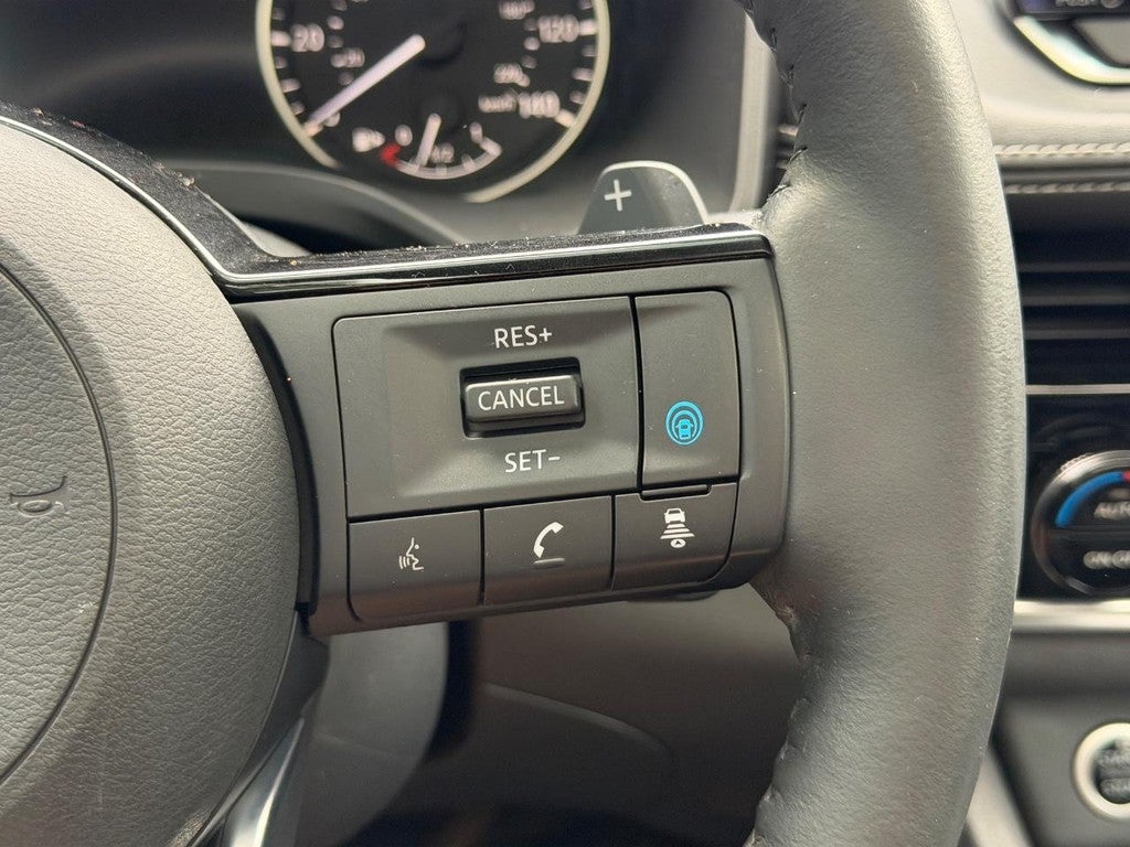 2022 Nissan Rogue AWD SV
