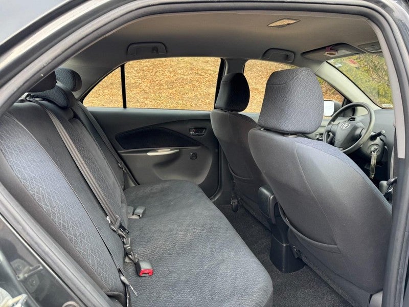 2008 Toyota Yaris 4dr Sdn Auto