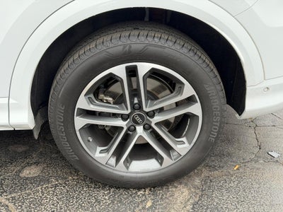 2025 Audi Q5 Premium 2.0 TFSI quattro