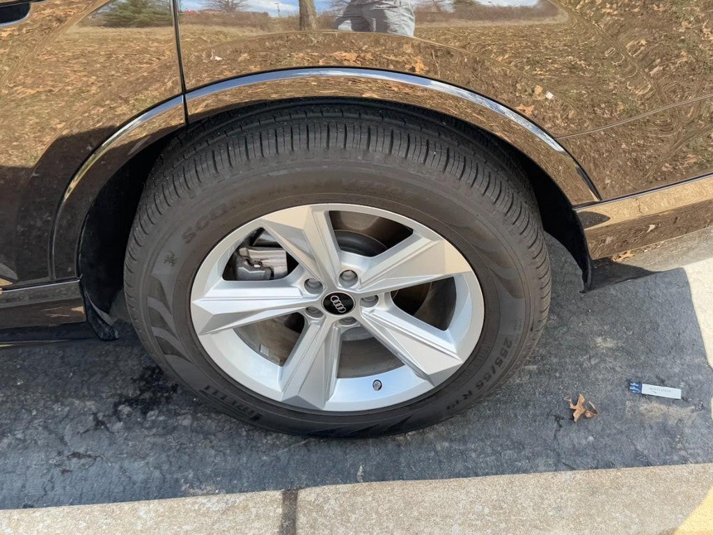 2025 Audi Q7 Premium 55 TFSI quattro