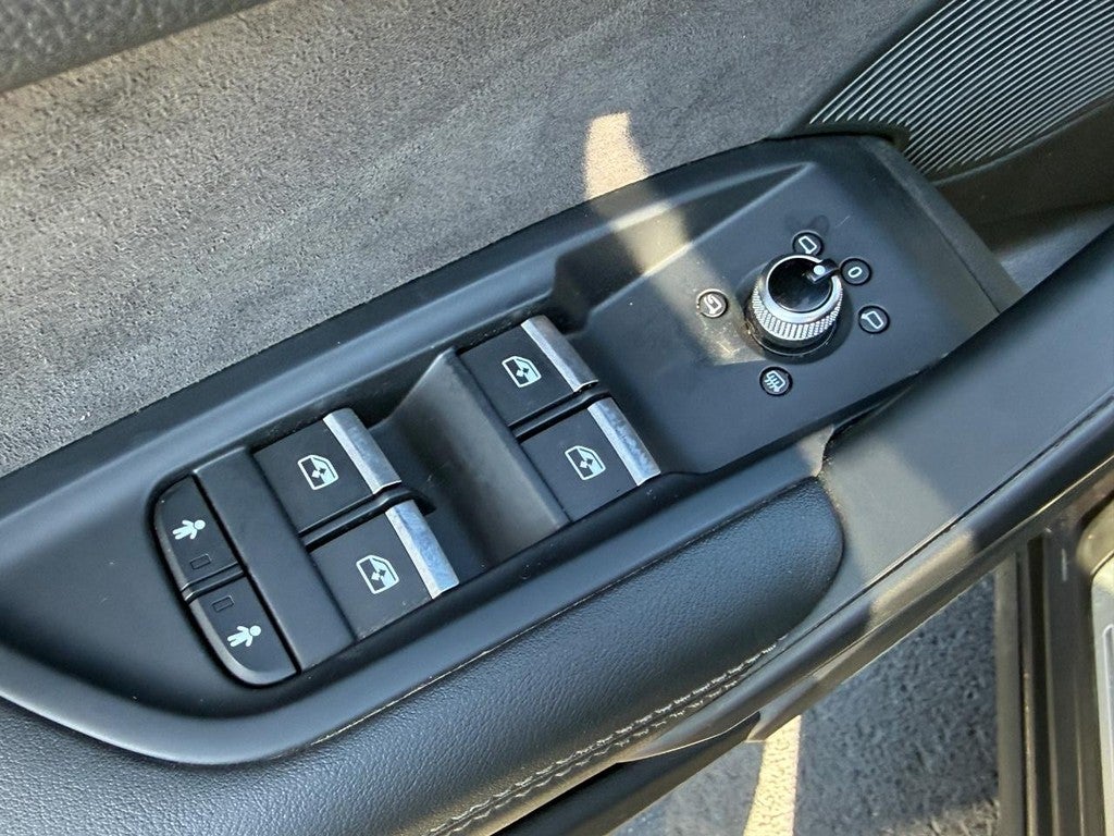 2019 Audi SQ5 Premium Plus 3.0 TFSI quattro
