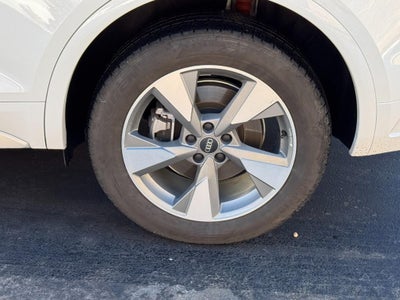 2025 Audi Q5 Premium Plus 40 TFSI quattro