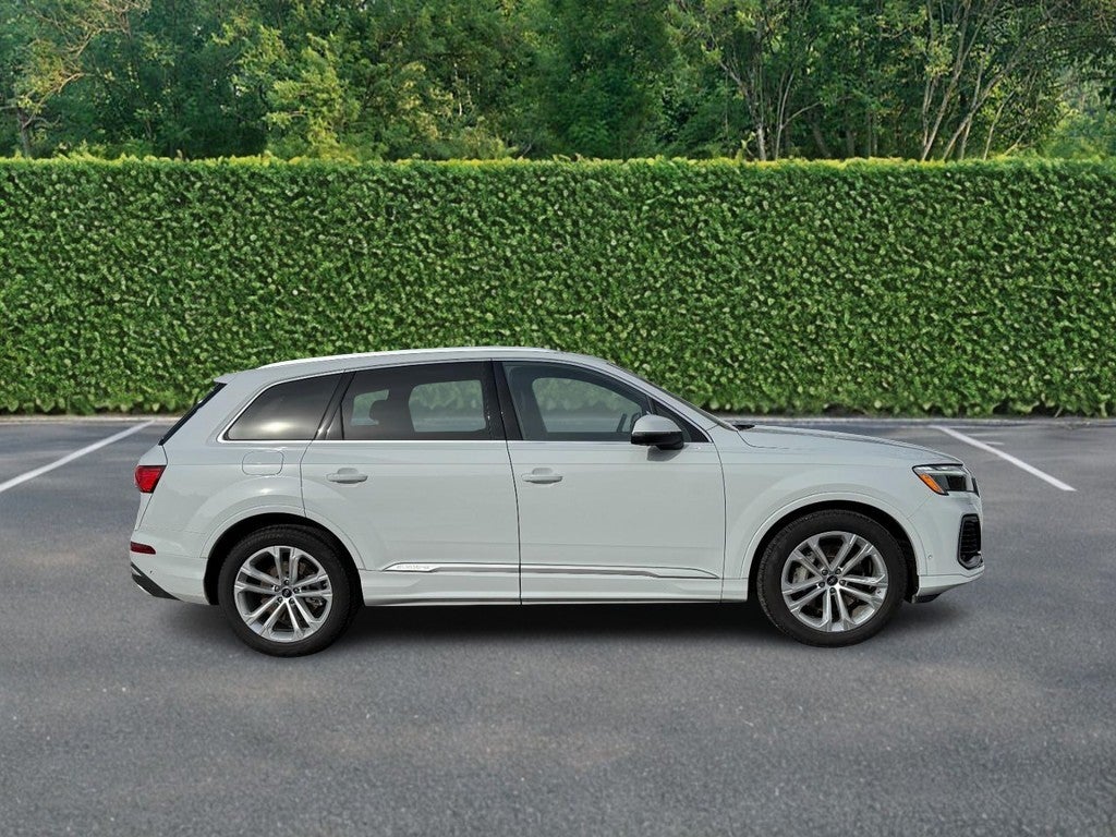 2025 Audi Q7 Premium Plus 55 TFSI quattro