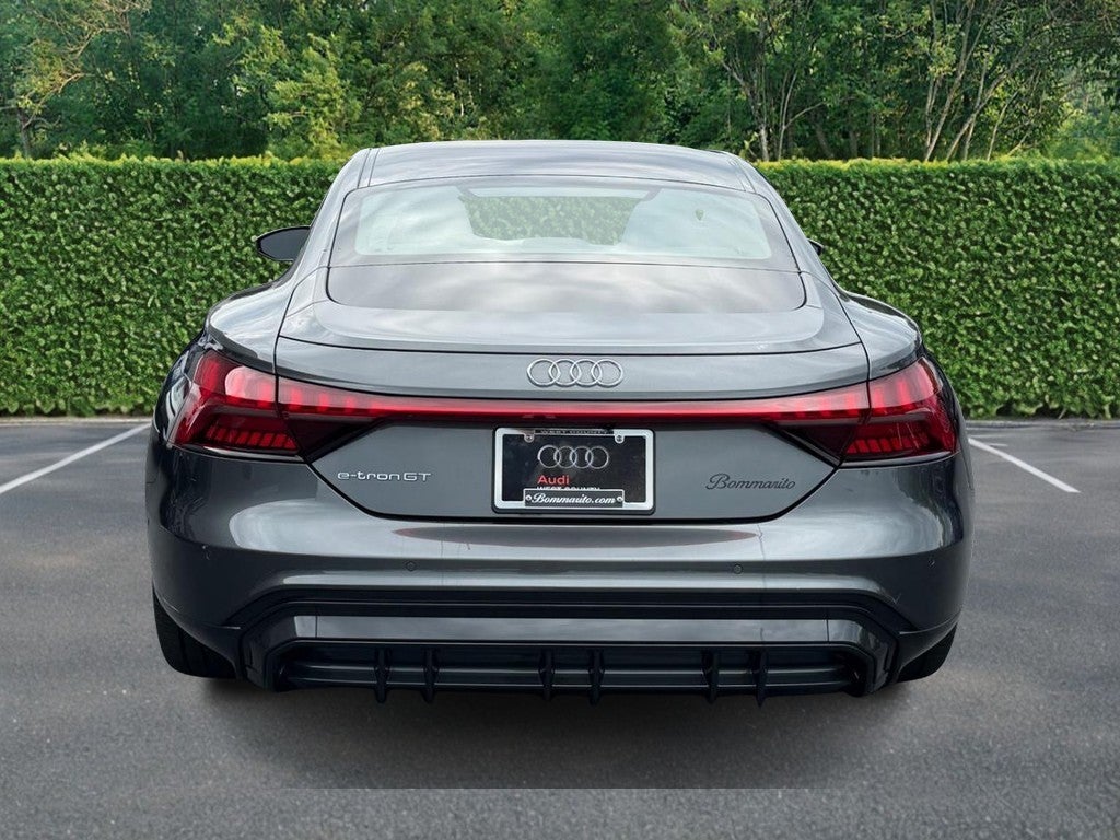 2023 Audi e-tron GT Prestige quattro